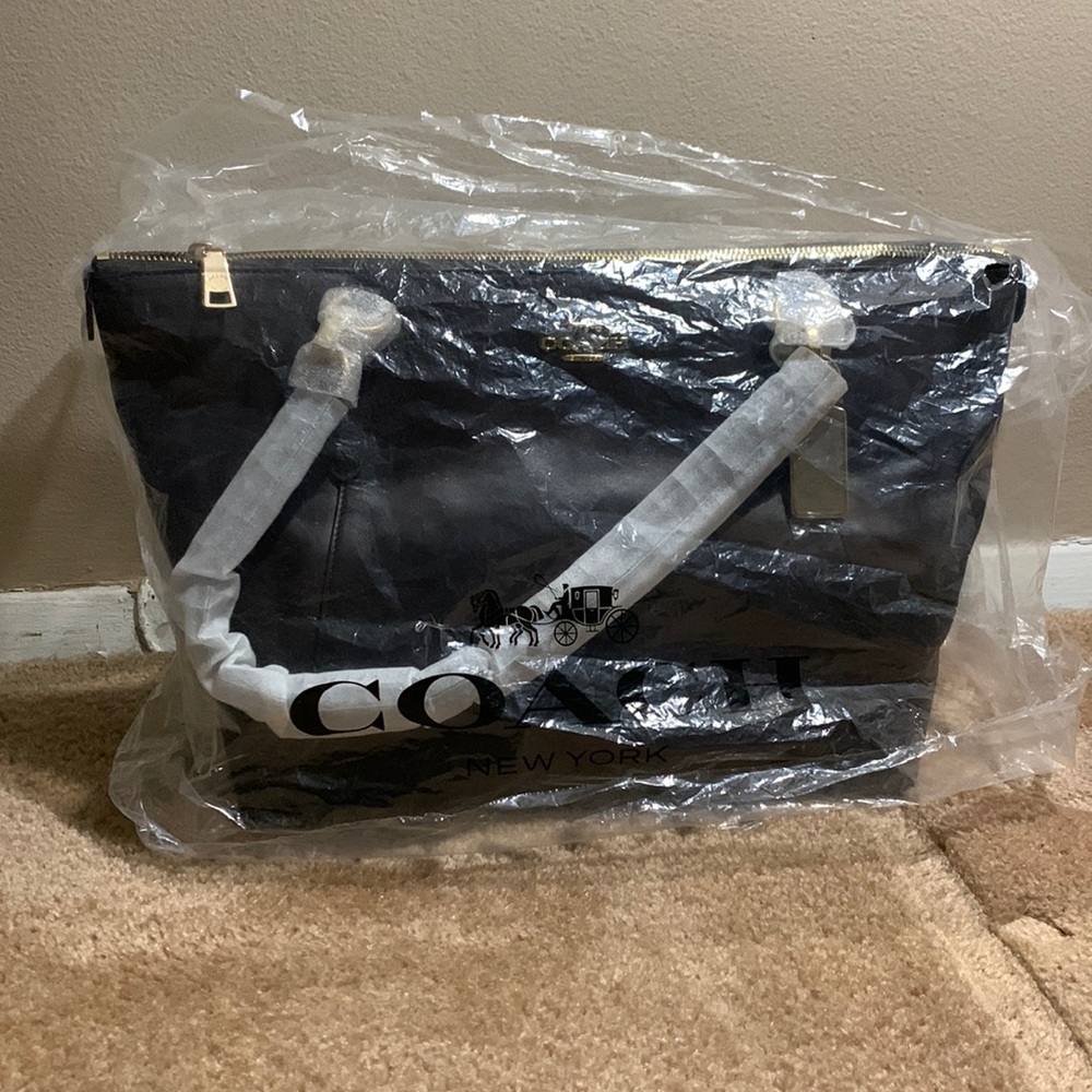 Coach Ava Tote BRAND NEW